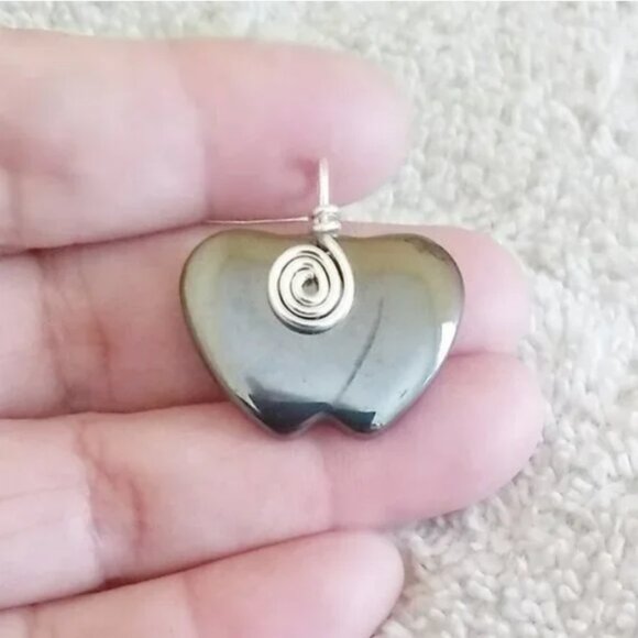 One-of-a-kind Hematite Apple Beaded Necklace! Teacher's Gift? Apple of your Eye? - Picture 3 of 9